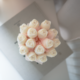 Détail des tulipes en cire de soja du bouquet de bougies - Studio Firaora